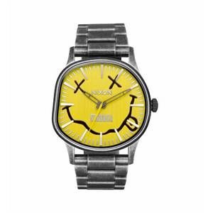 NEW NIXON unisex nirvana sentry wobble smiley face watch in yellow